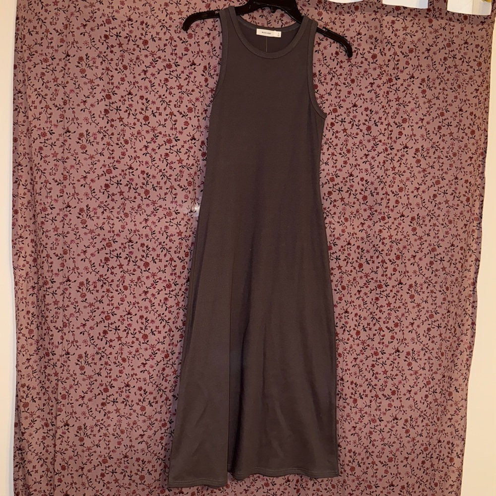 Mod Ref Charcoal Sleeveless Ribbed Tank Midi Dress